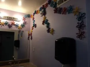 Travelers Bed & Breakfast Hostel Las Vegas